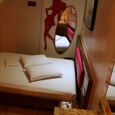 Auhe Motel (Adults Only) Betim Εξωτερικό φωτογραφία